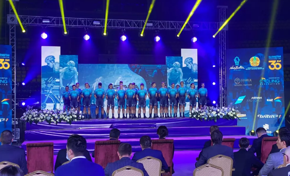 Astana Qazaqstan actual equipo 2022
